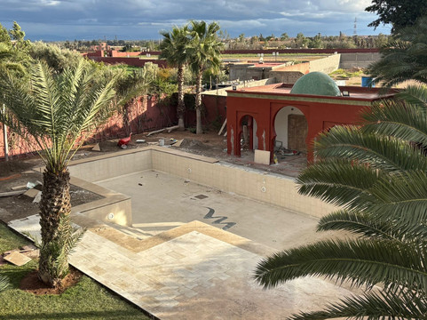 艾尔米莉亚宫酒店主图