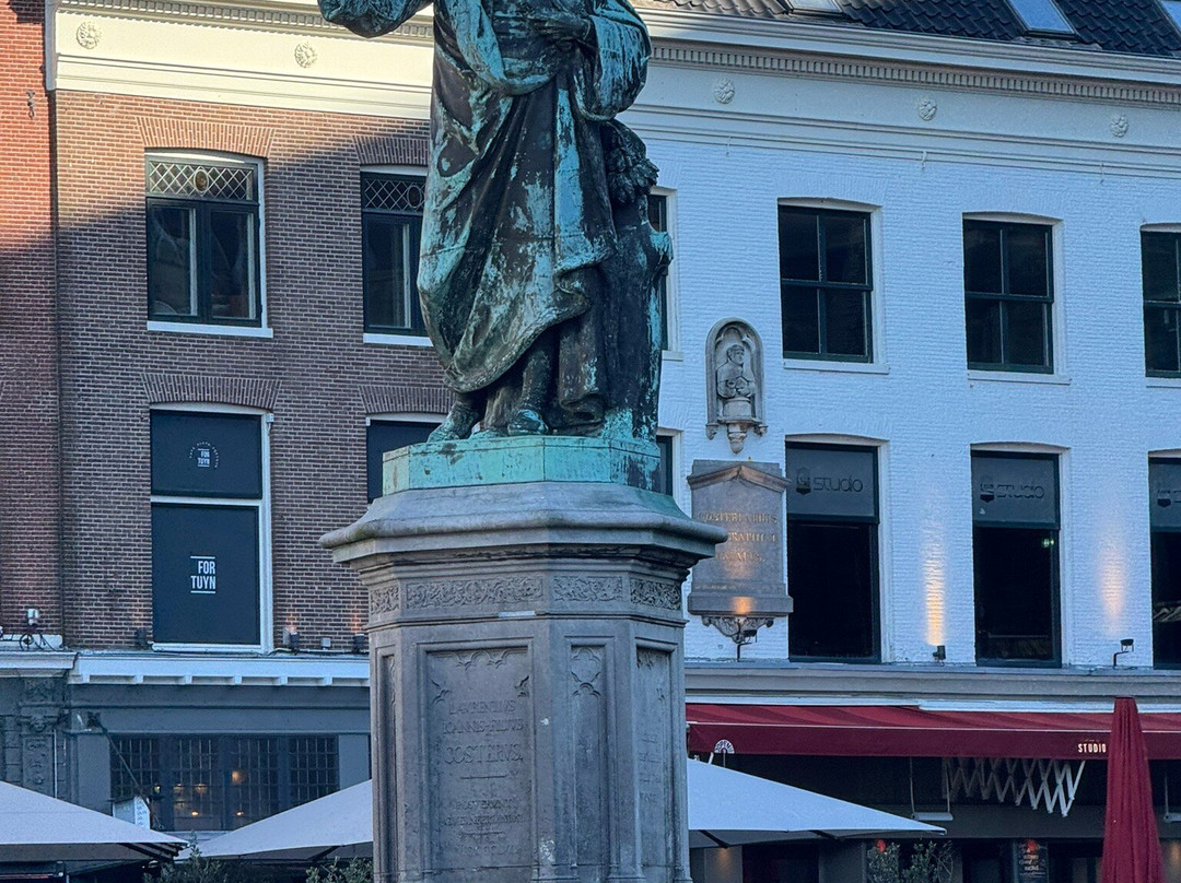 Beeld Laurens Janszoon Coster-哈勒姆必去景点