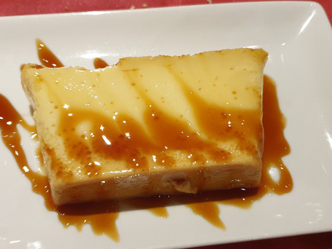 克洛斯塞尔丹酒店主图