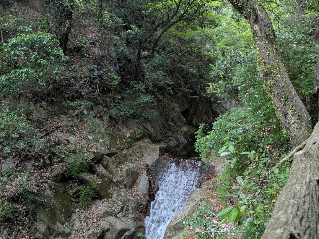 布引瀑布-神户市必去景点