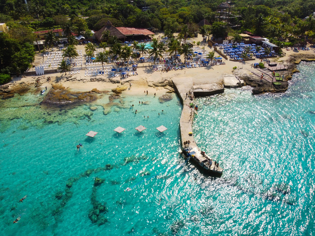 Islands Beach Club