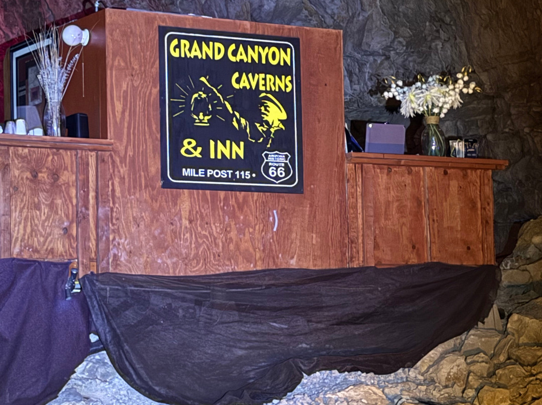 Grand Canyon Caverns-皮奇斯普林斯必去景点