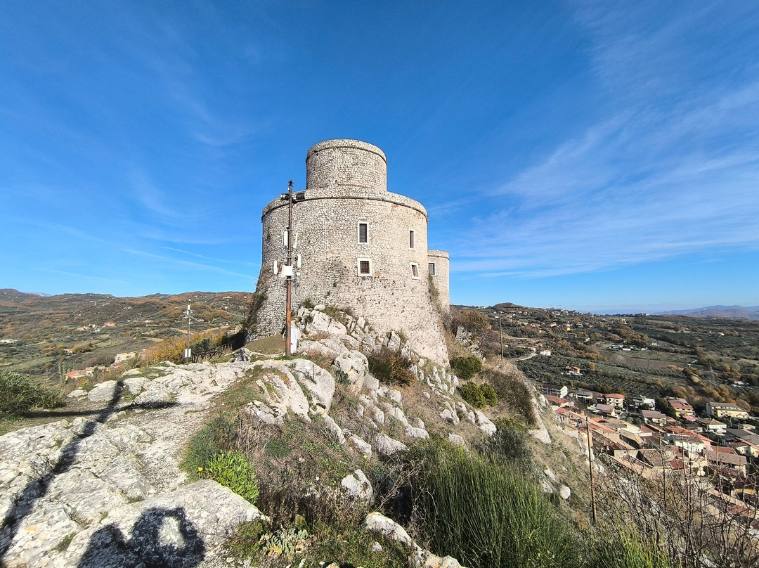 Castello e Torre di Montesarchio-Montesarchio必去景点