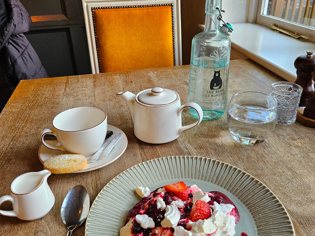 波顿熊酒店主图