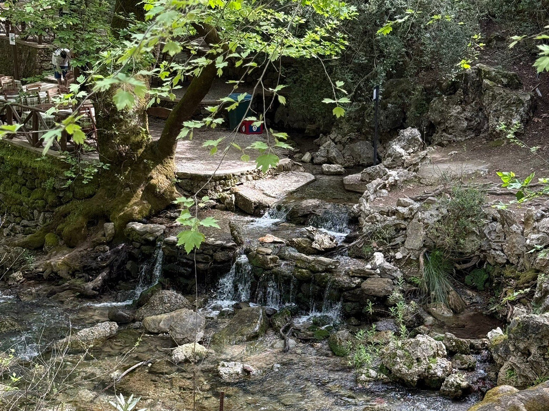 Seven Springs Tunnel-科林比亚必去景点