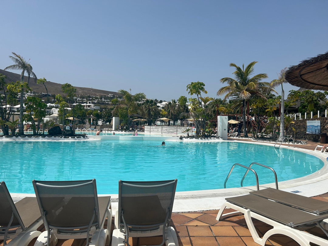 Bluesea Alyssa Suite Hotel主图
