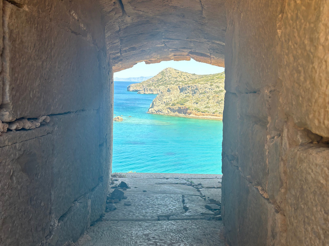 Stefanos Tours-Sissi必去景点
