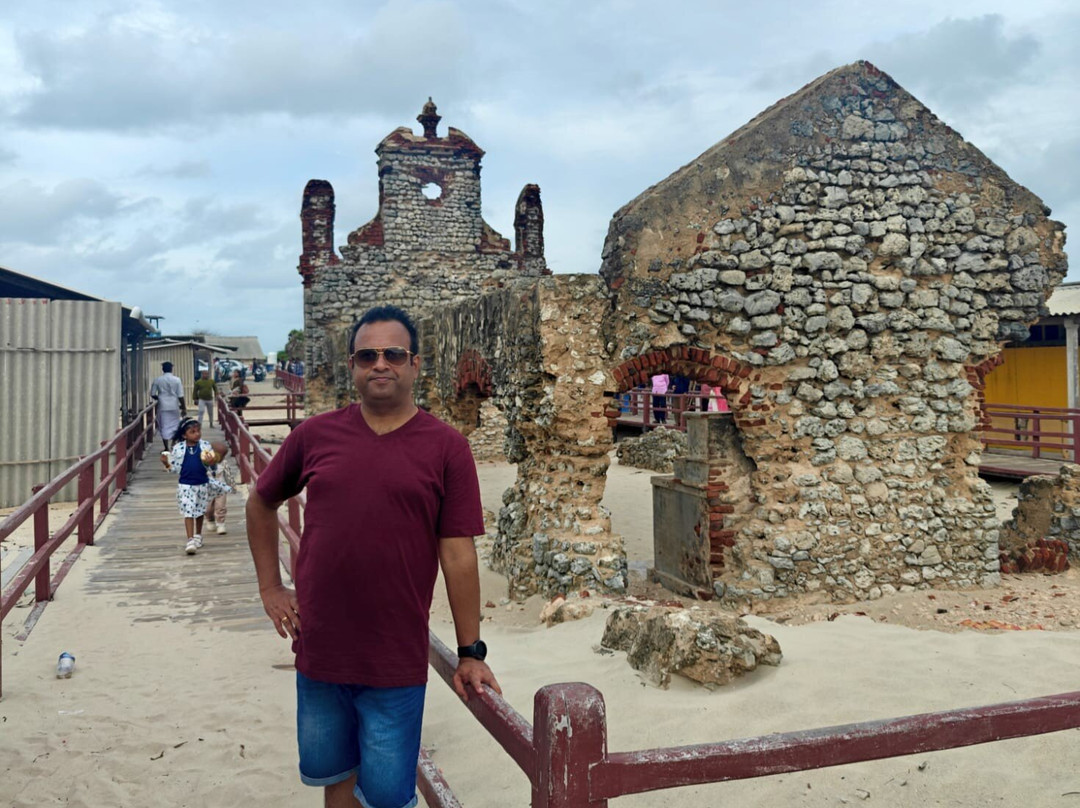 Ruined Temple/Church of Dhanushkodi-Rameswaram必去景点