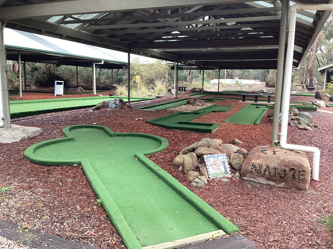 Kyneton Bushland Resort主图