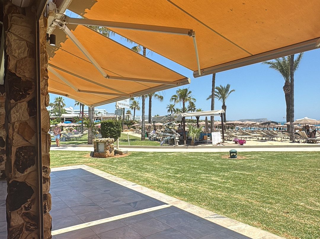 Paradisos Beach Bar-阿依纳帕必去景点
