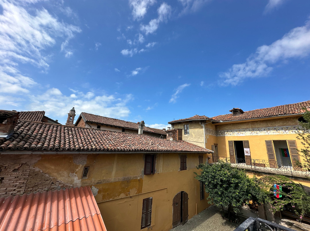 Palazzo Mandrilli Gallery-Cassine必去景点