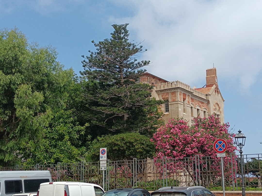 Palazzo Florio-法维格纳纳必去景点