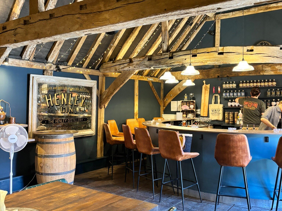 The Henley Distillery Gin Experience-泰晤士河畔亨利必去景点