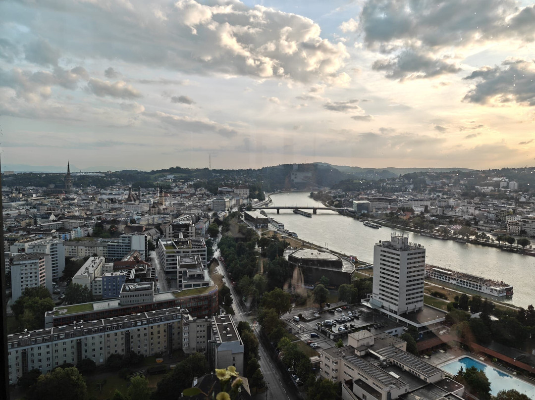 Q27 Linz