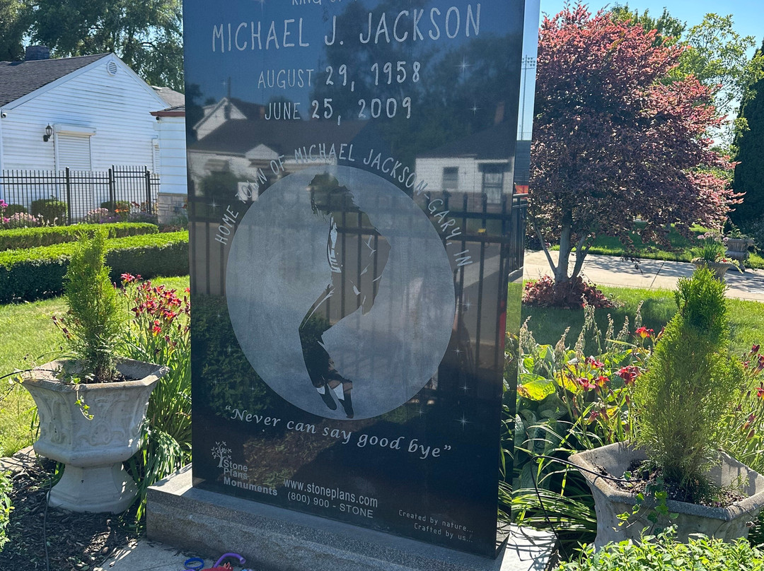 Michael Jackson Family Home-盖里必去景点