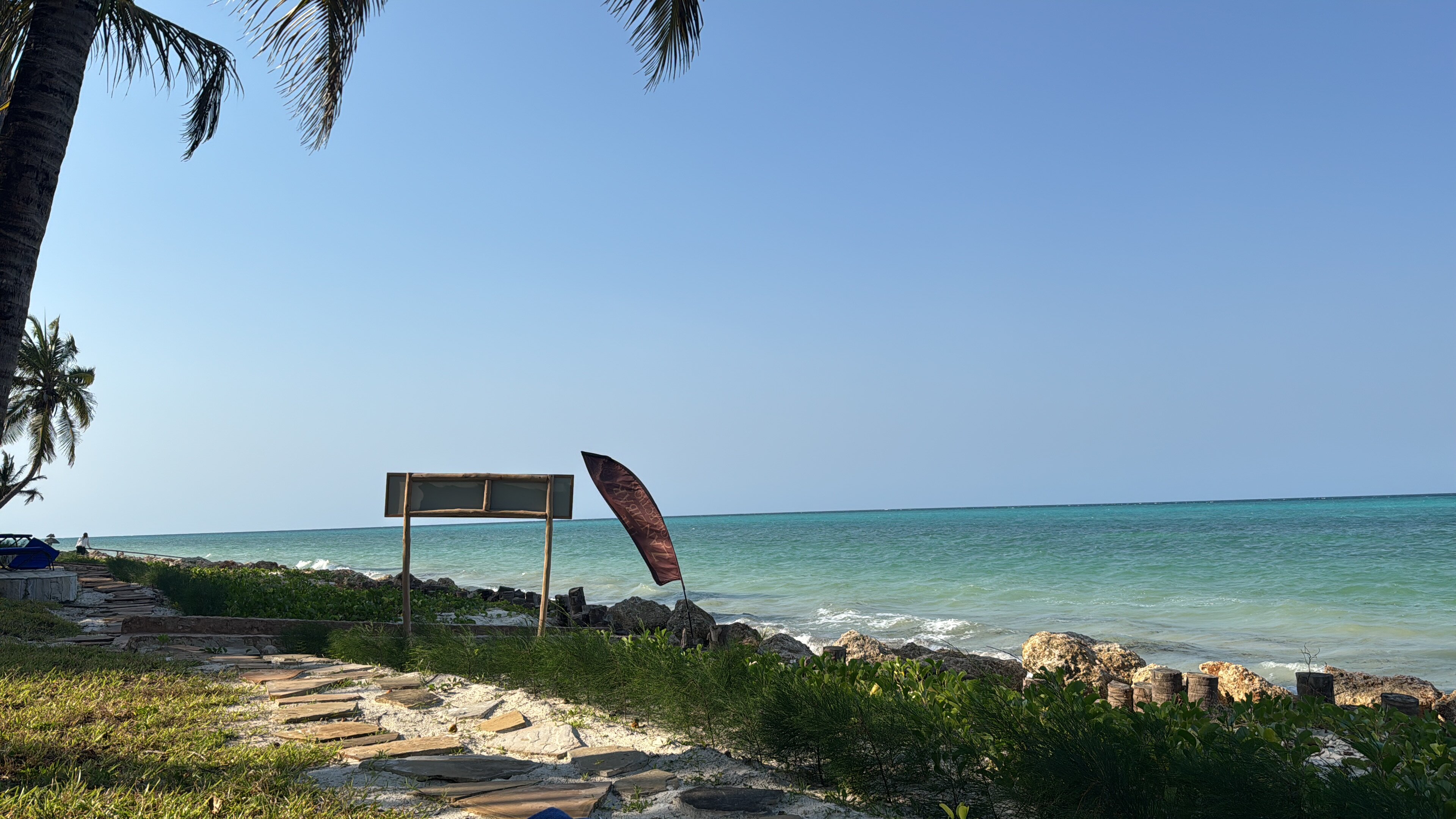 必韦久棕榈海滩别墅酒店-旅行者