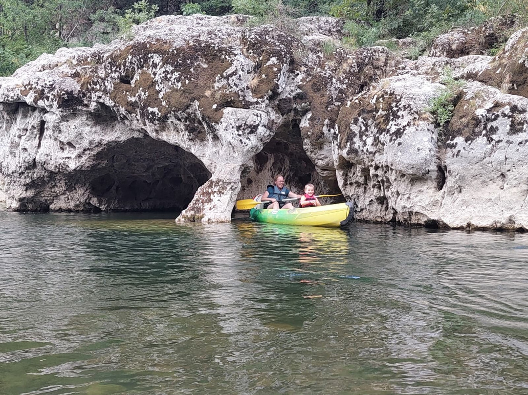 Moniteur Canoë Ardèche Familles Enfants-Labastide-de-Virac必去景点