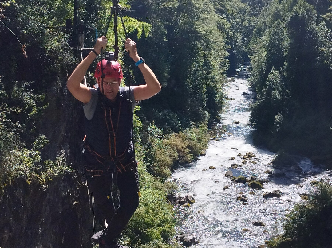 Salto los mellizos Palguin Adventure Park-Palguin必去景点
