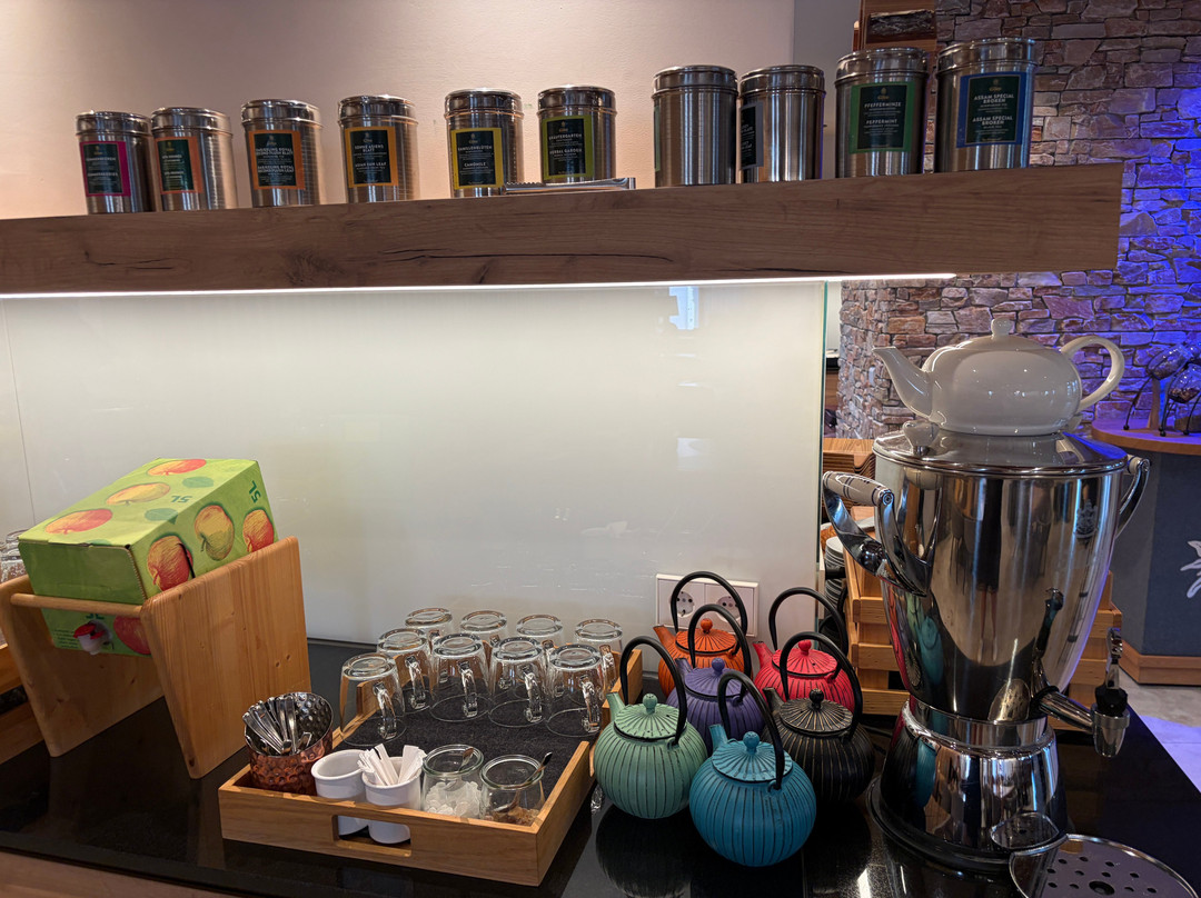 克朗酒店主图