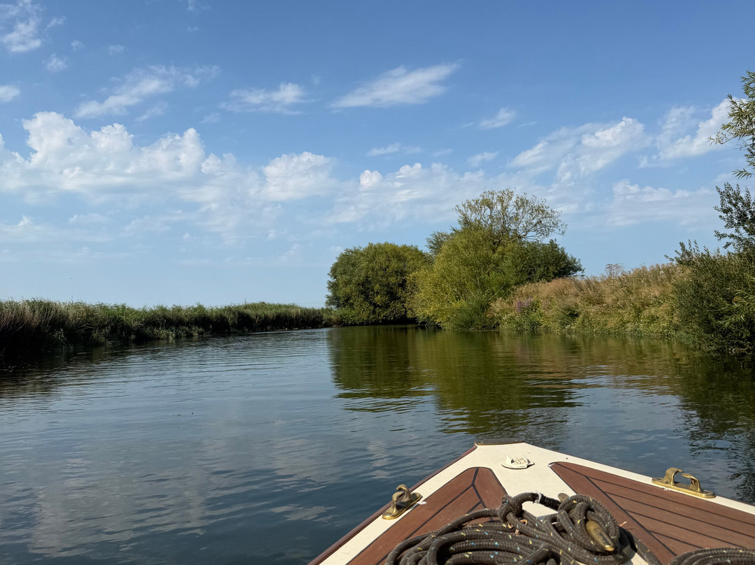 Grove Ferry River Trips-Upstreet必去景点
