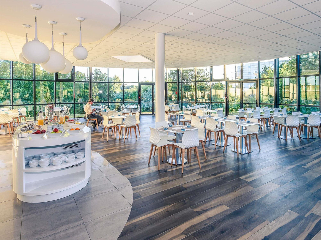 沙瑟纳伊迪普瓦图酒店住宿-Mercure Poitiers Site du Futuroscope