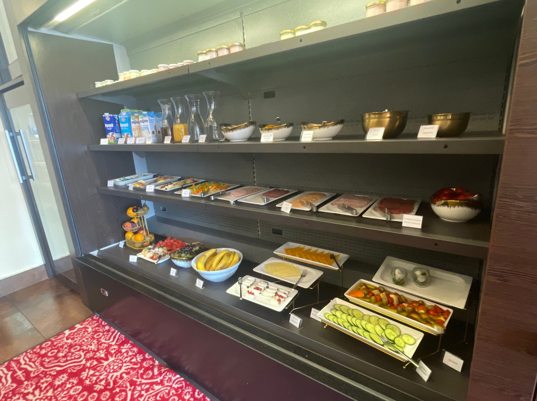 格鲁纳鲍姆酒店主图