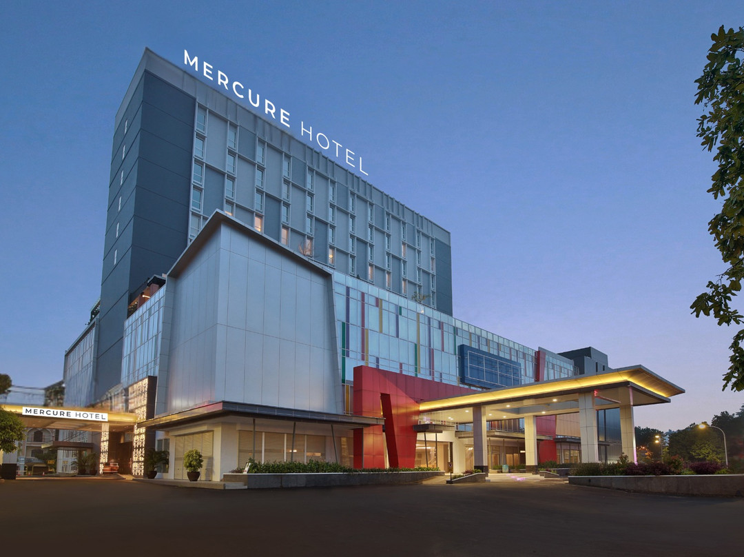 Mercure Solo