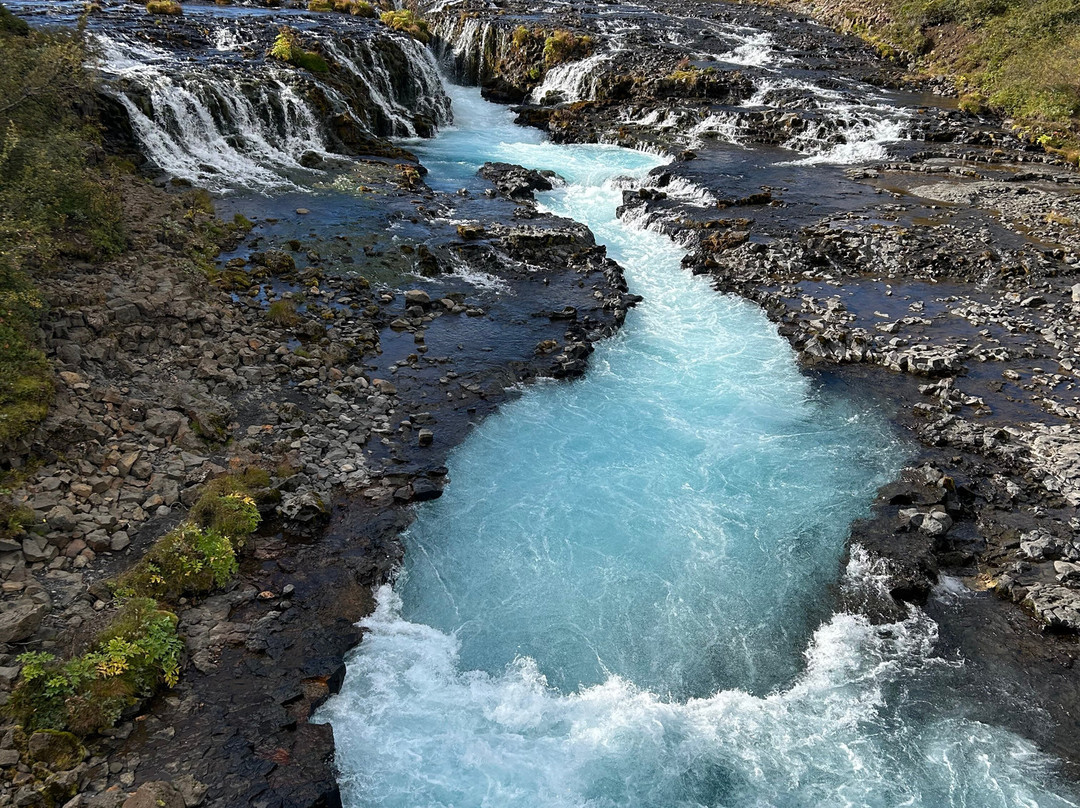 Bruarfoss Waterfall 蒂芬尼藍瀑布-Brekkuskogur必去景点