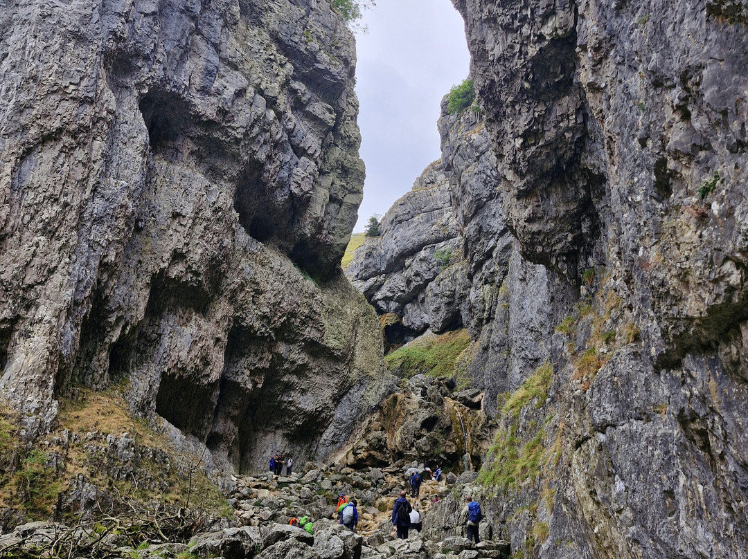 马勒姆和戈代利峡谷-Malham必去景点