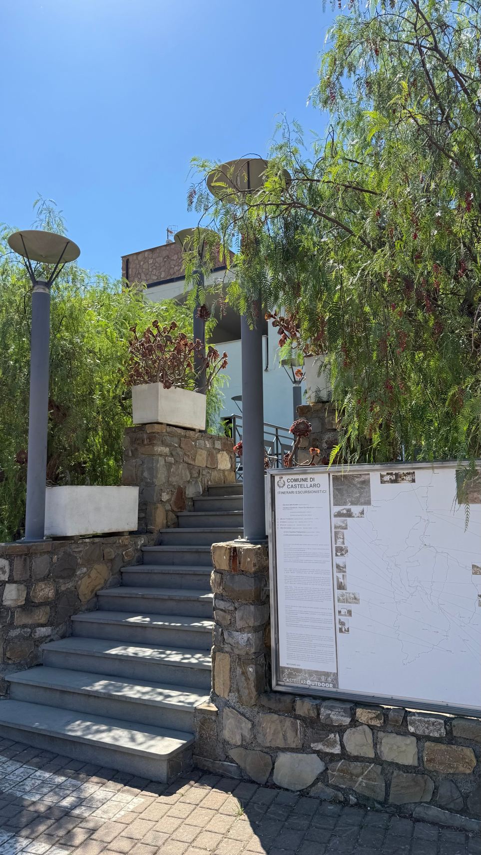 卡斯泰拉罗高尔夫度假酒店-旅行者