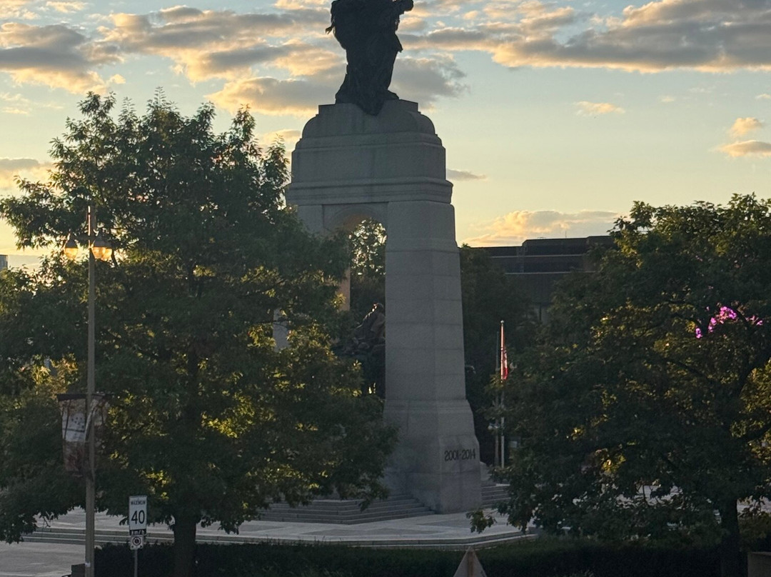 National War Memorial-渥太华必去景点