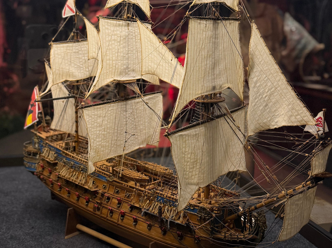 Aventura Pirata-康泊琉海水浴场必去景点