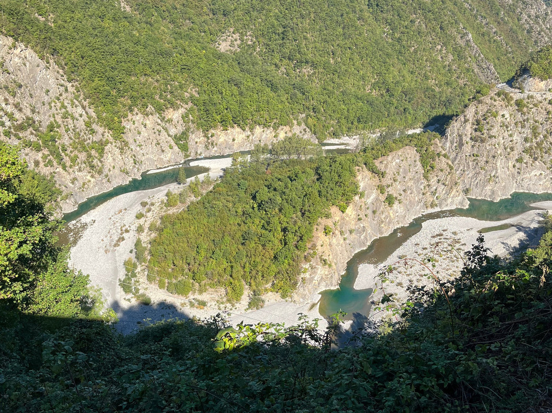 Brugnello-Corte Brugnatella必去景点