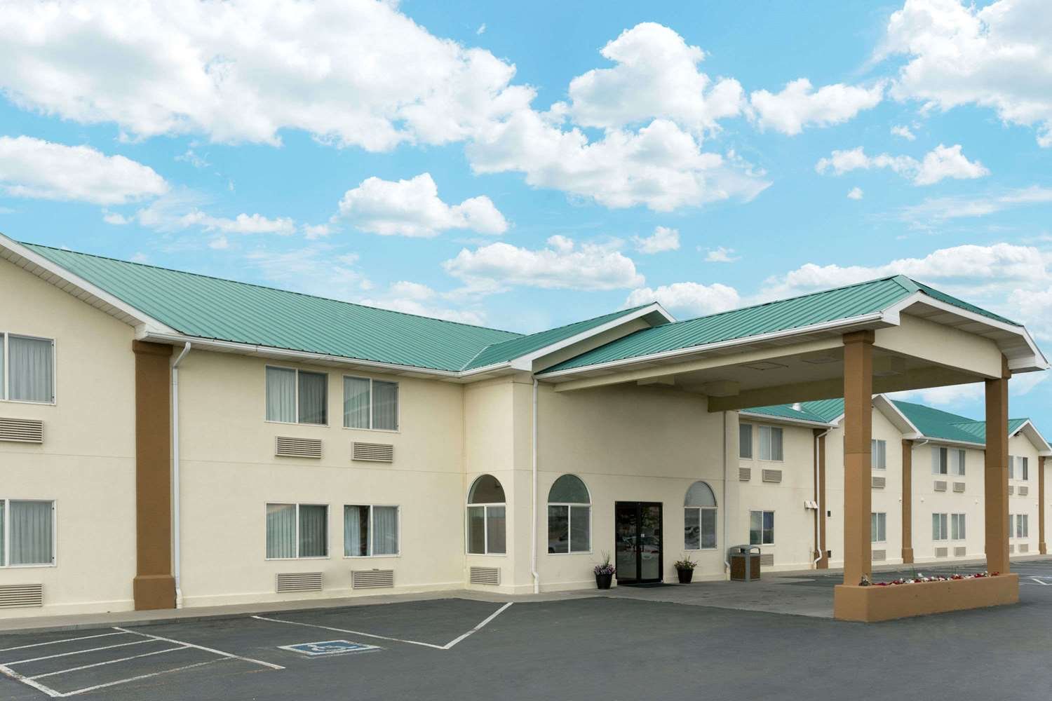 Super 8 by Wyndham Green River-官方