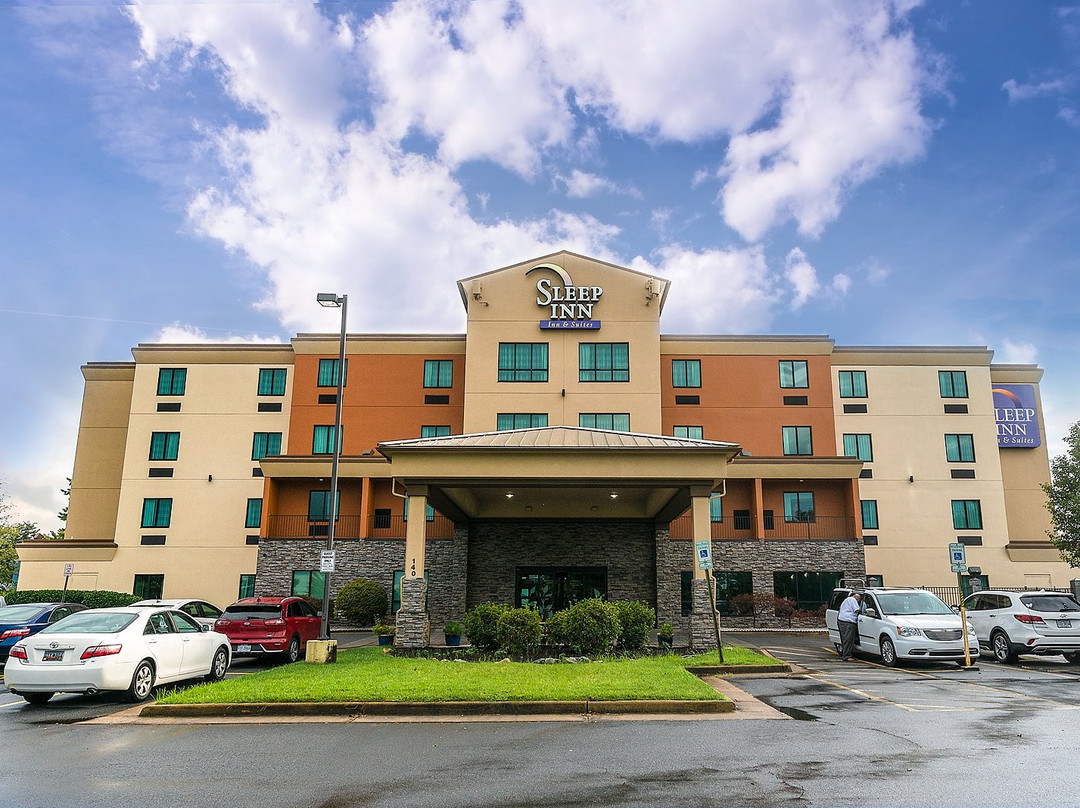 Sleep Inn & Suites主图