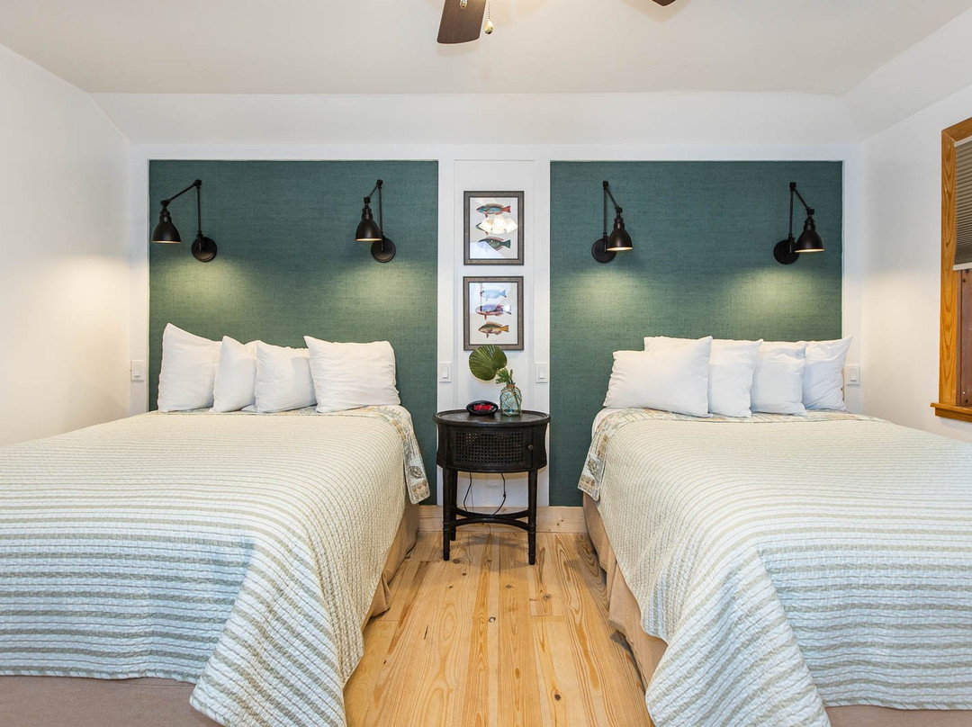 'Tween Waters Inn & Marina主图