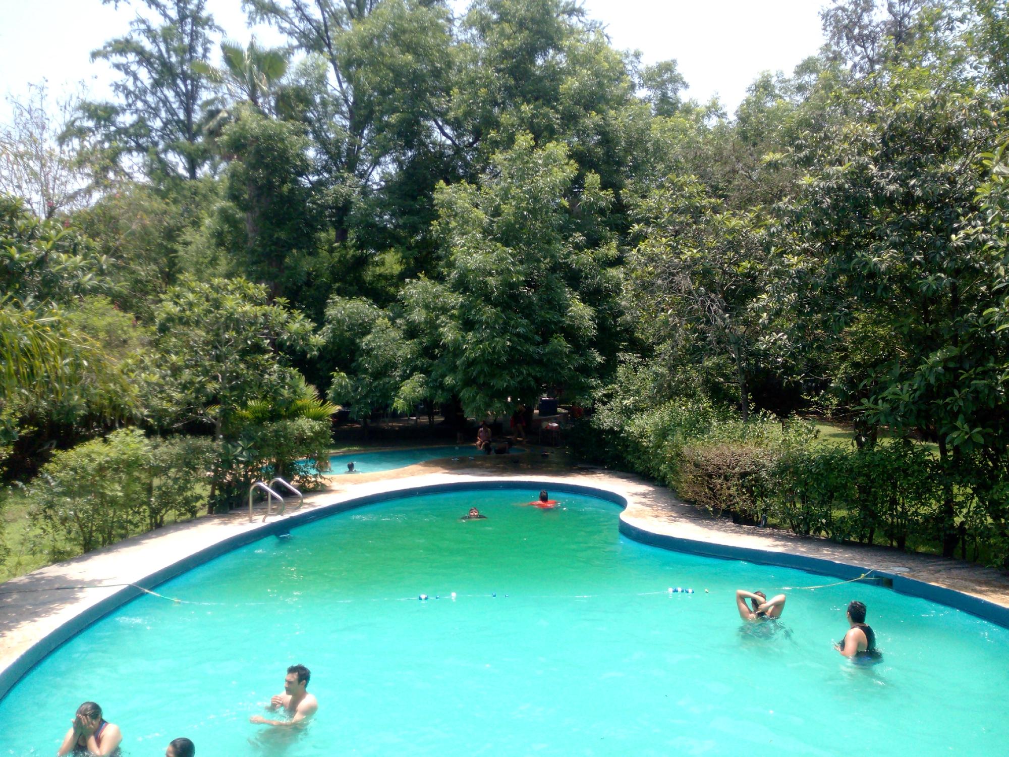 Hotel Parador Campestre Inn-泳池