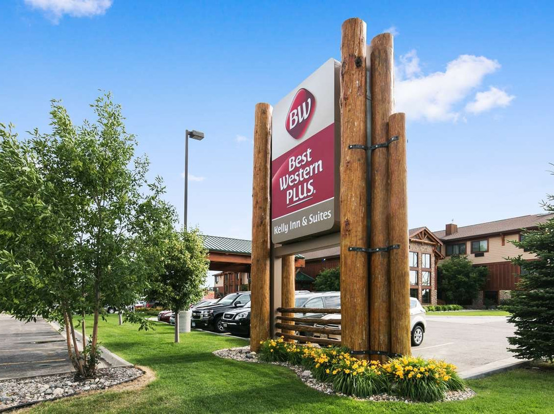 克里贝斯特韦斯特PLUS套房酒店主图