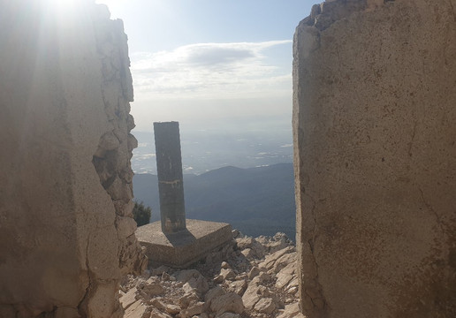 Morrón De Alhama-El Berro必去景点