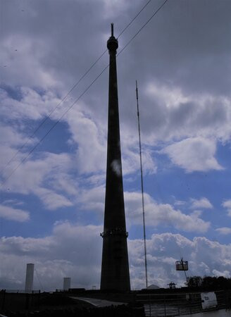Emley Moor Transmitting Station景点图片