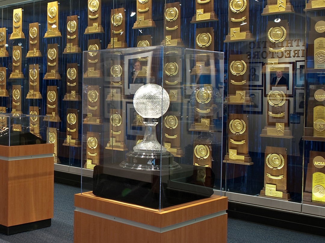 UCLA Meyer & Renee Luskin Conference Center主图