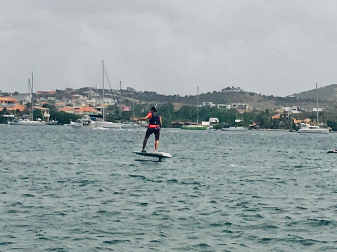 Foil Surf Caribbean-威廉斯塔德必去景点