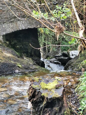 Gastack Beck Waterfall景点图片