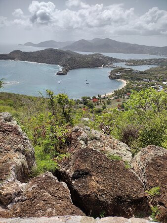 Shelly Jay's Jeep Tours-安提瓜必去景点