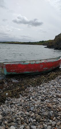 Moelfre Beach景点图片