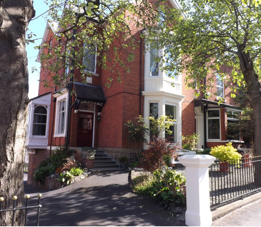 Chimneys Guest House-官方
