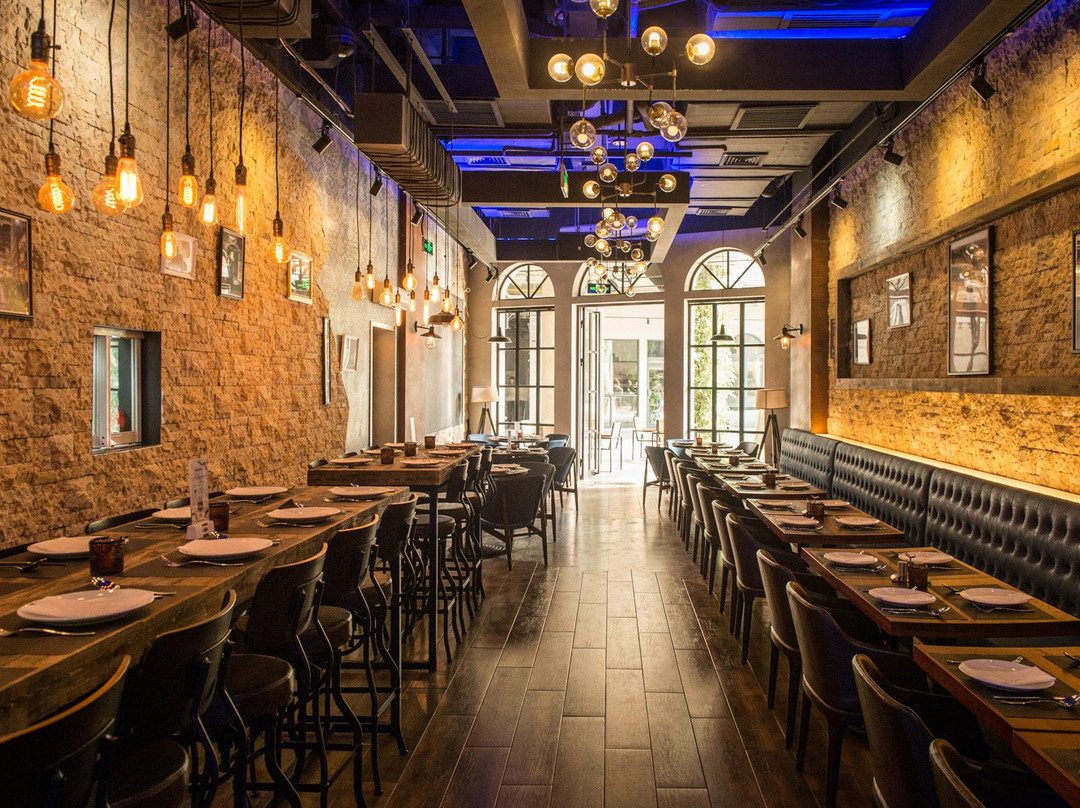 Pera Turkish Restaurant & Bar