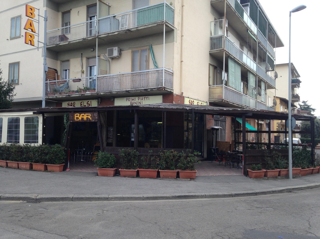 Mantignano餐馆和美食-Bar Elsi