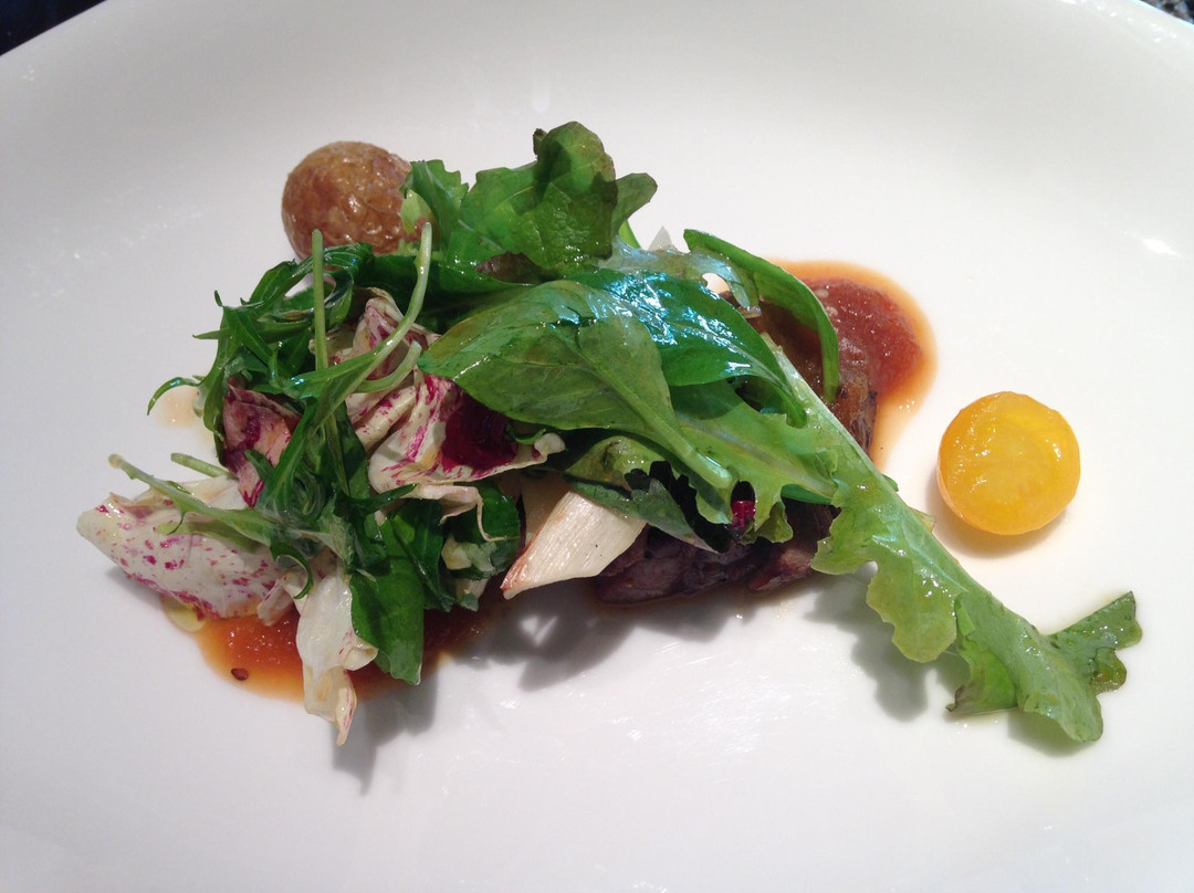 ダイニング&バー オーヴェスト