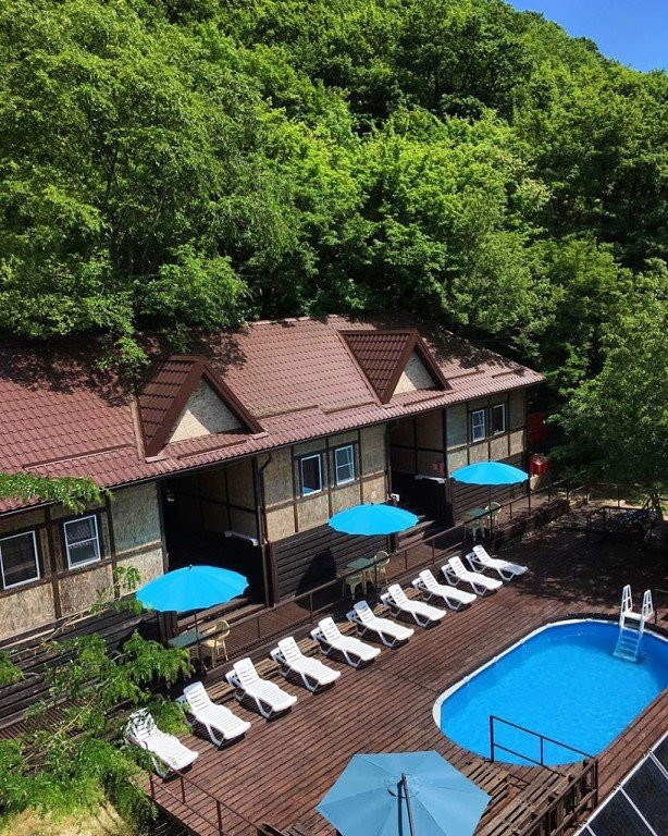 Zateryanny Rai Tourist Base